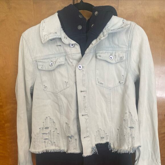 NWOT - Free People - Distressed Jean Jacket/Black Hoodie. Combo. Size Small - Picture 1 of 13